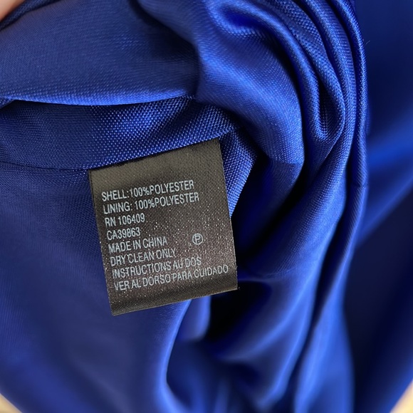 NWT Tahari Daisy, Chain Neck Belted Dress, 2 - Picture 8 of 8